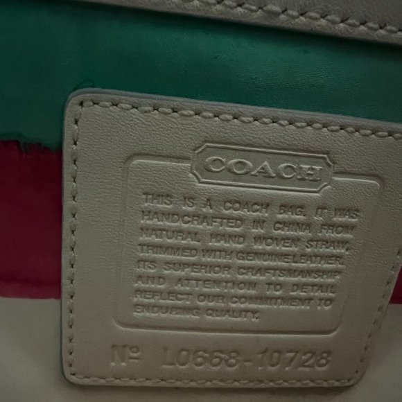 Coach White Wicker Weave Bag - Picture 8 of 11